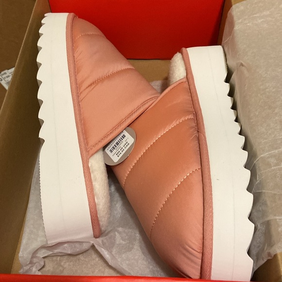 NWT/NIB Anthropologie Slipper - Picture 2 of 3